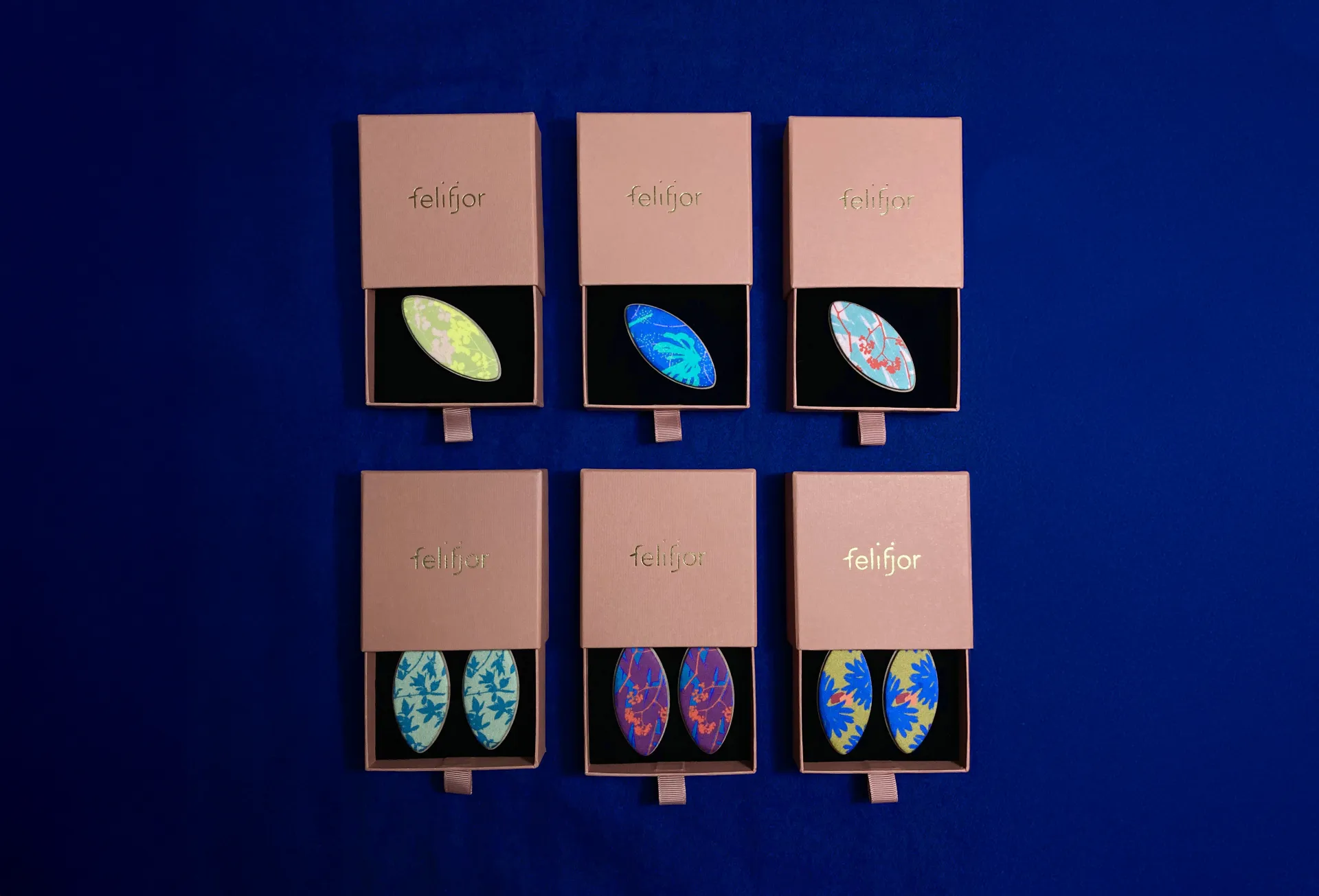 felifjor_schmuck_broschen_ohrringe-querformat